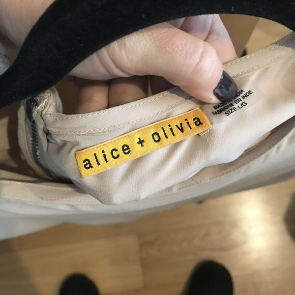 Alice and Olivia Frieda Beaded Dress - Picture 4 of 6